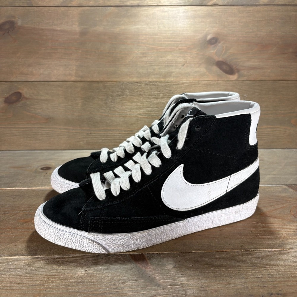 Nike Blazer Mid Womens size 8 shoes Black Suede hightop skate sneakers